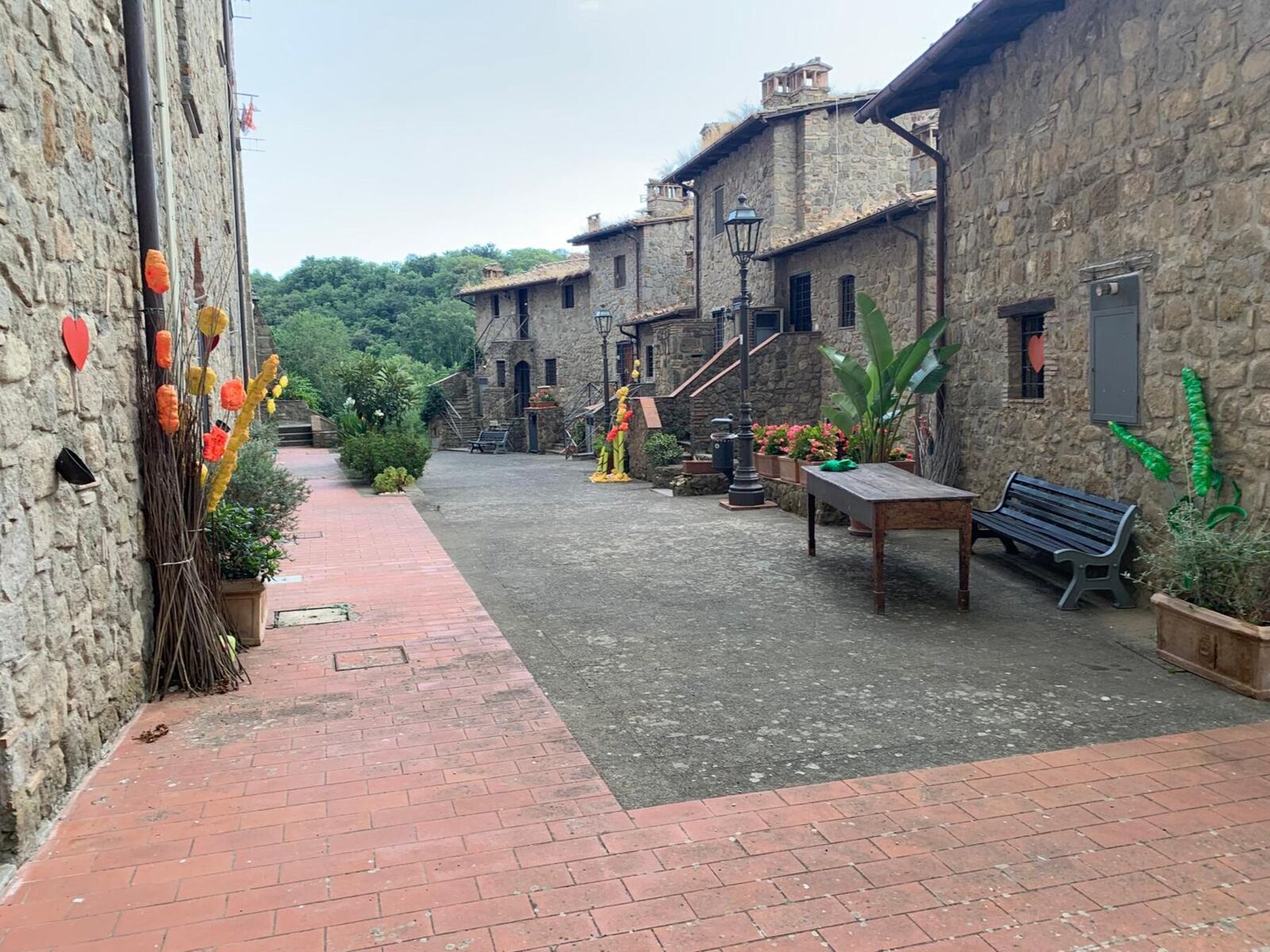 Cortile interno del borgo